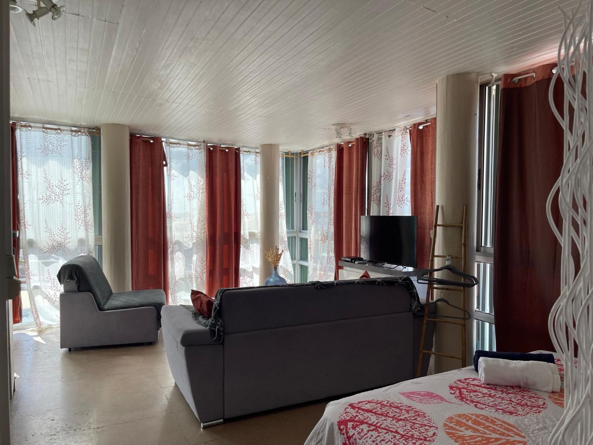Penthouse Seaside 10 Min Port, Croisiere Et Aeroport Daire Pointe-à-Pitre Dış mekan fotoğraf